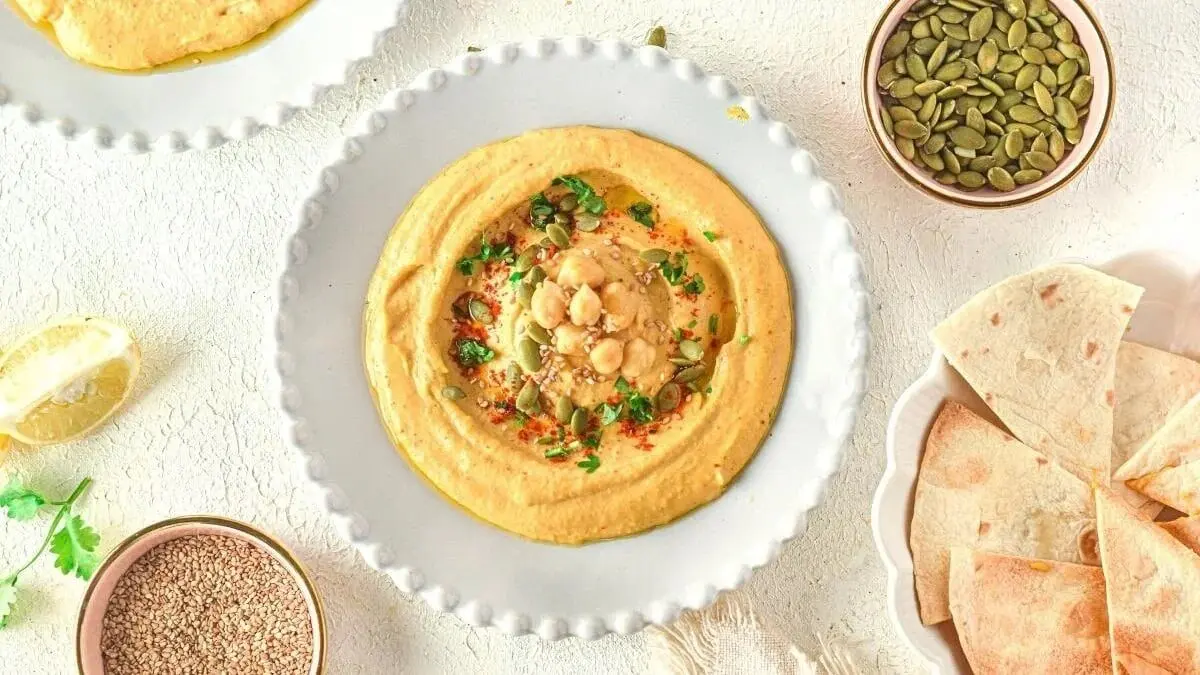 طرز تهیه حمص (هوموس)؛ با بافتی لطیف به روش اصیل عربی