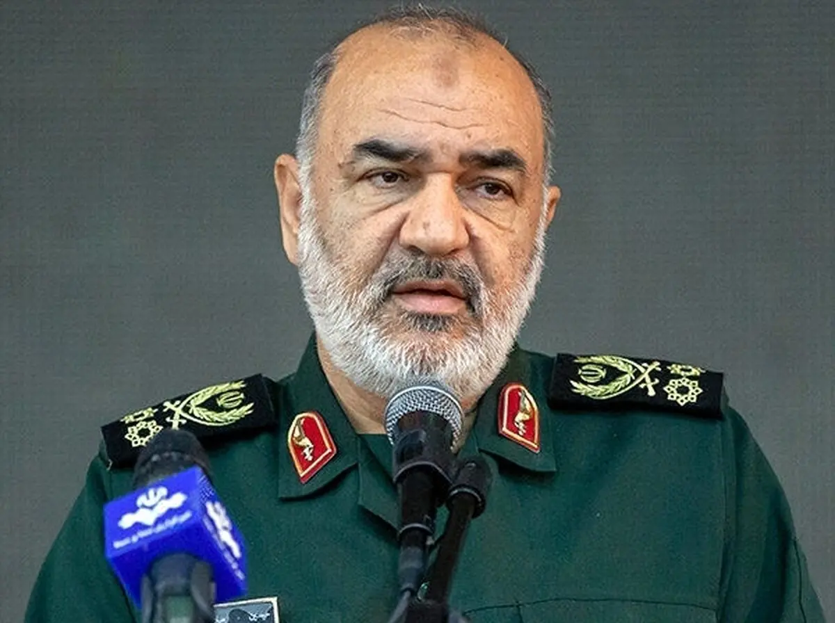 فرمانده کل سپاه: به نتیجه رسیدیم که در مقابل معیشت نیازمندان مسئولیم