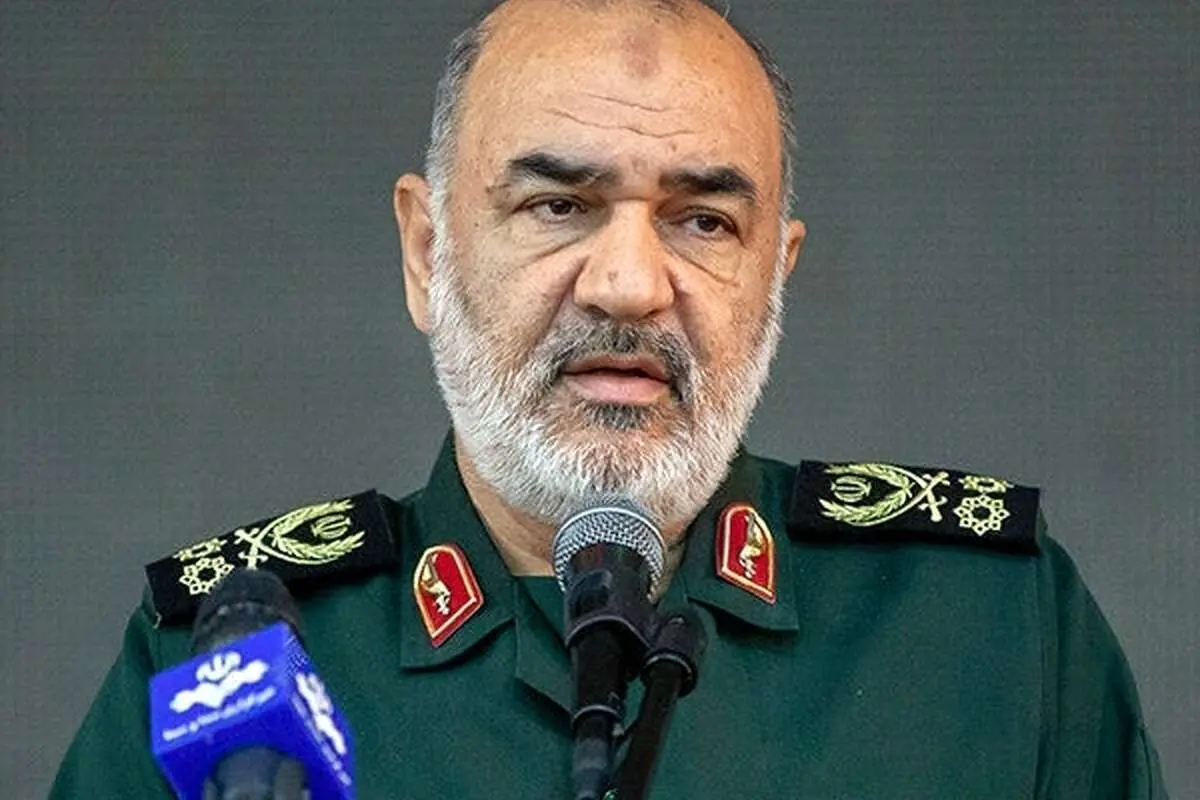 فرمانده کل سپاه: به نتیجه رسیدیم که در مقابل معیشت نیازمندان مسئولیم