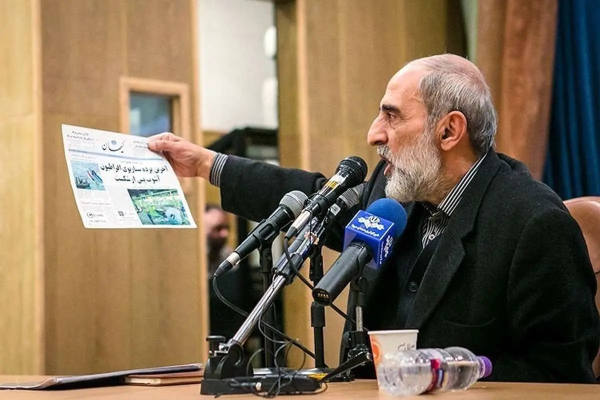 حسین شریعتمداری: پاکستان باید از سپاه تشکر کند