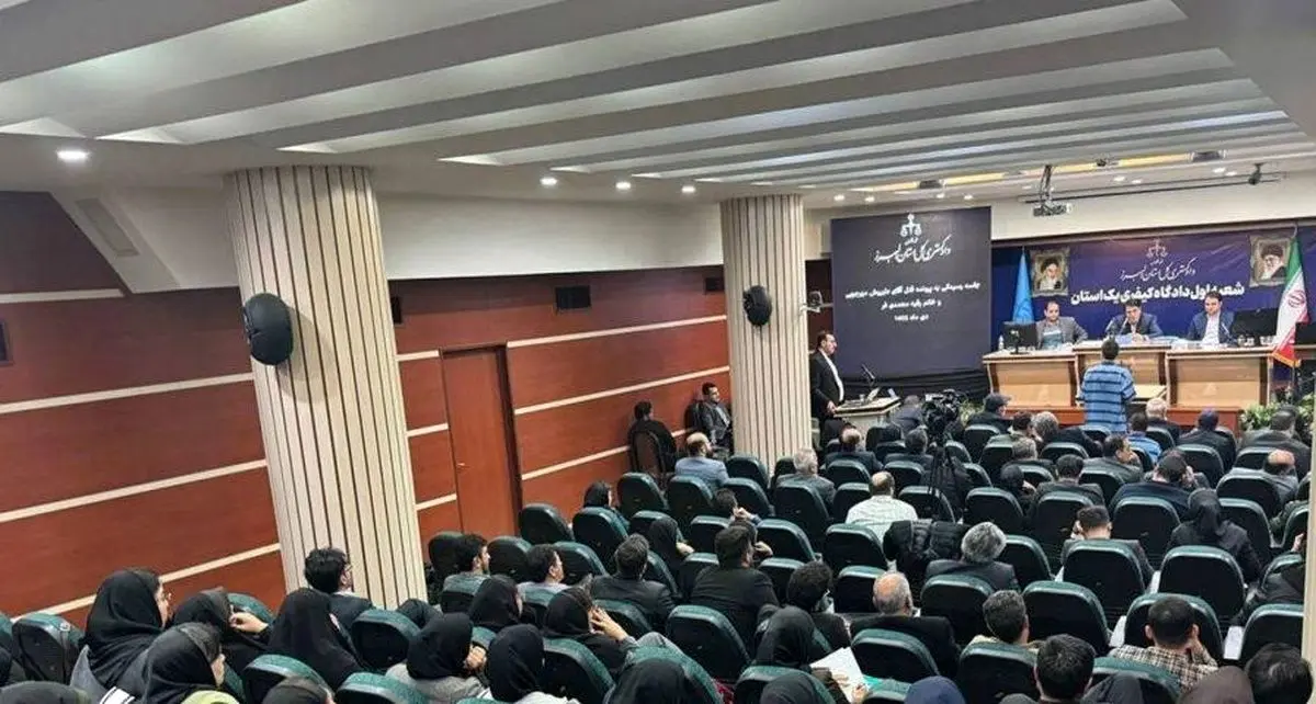 آغاز دومین جلسه محاکمه متهمان قتل داریوش مهرجویی و همسرش