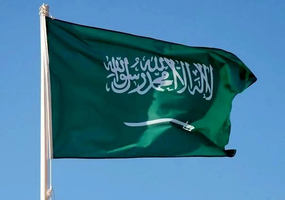 باز شدن بی‌سروصدای نخستین مشروب فروشی در عربستان