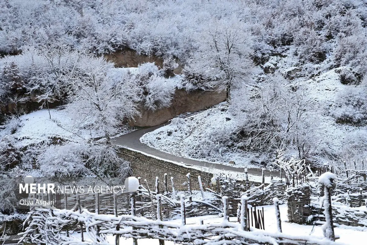 (تصاویر) زمستان برفی روستای تاریخی و گردشگری زیارت گرگان