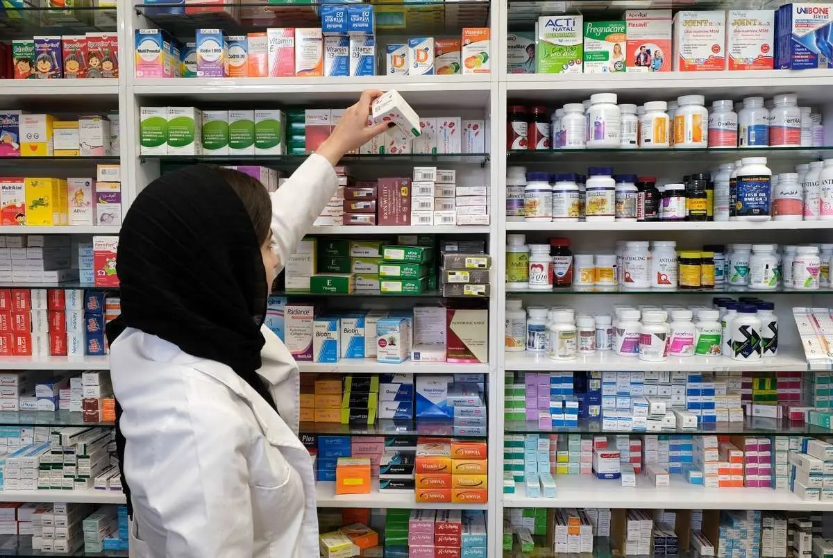 بازدید میدانی مخبر از چند داروخانه پایتخت