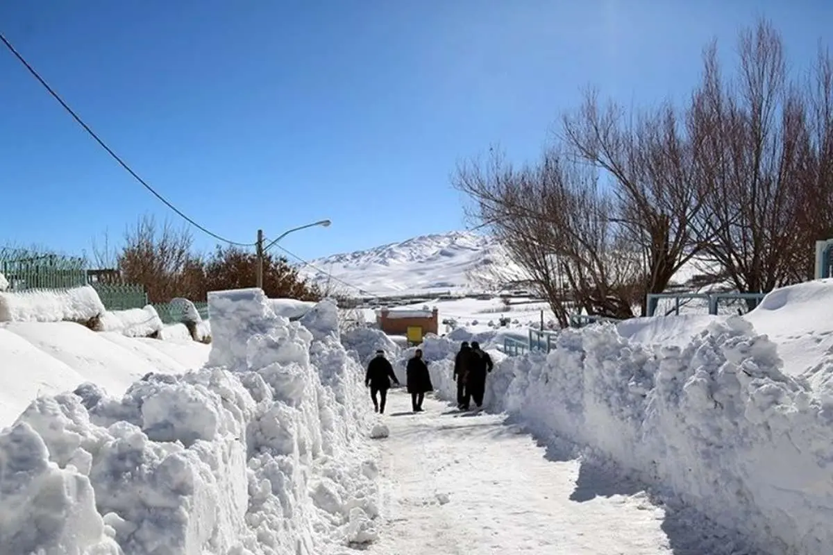 در کوهرنگ ۳۲ سانتیمتر برف بارید