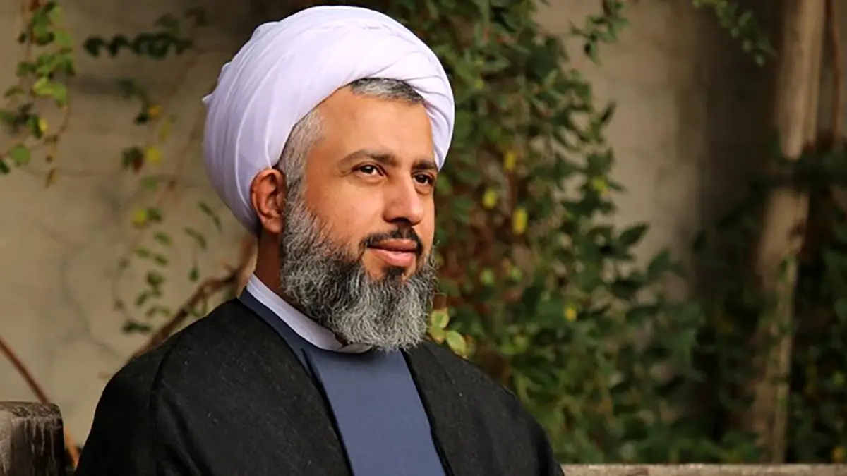 خواب توییتری حسن شجاعی؛ پابرهنه‌ دویدن حاج قاسم سلیمانی برای رأی دادن!