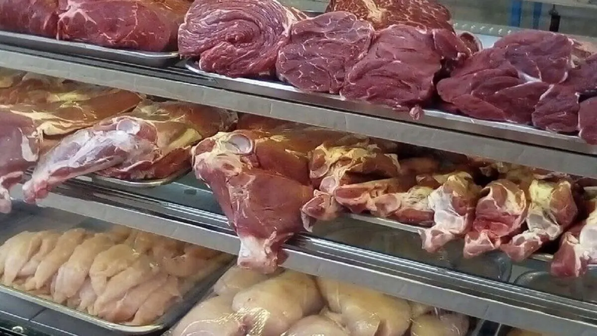 (ویدئو) لحظه سرقت گوشت از قصابی