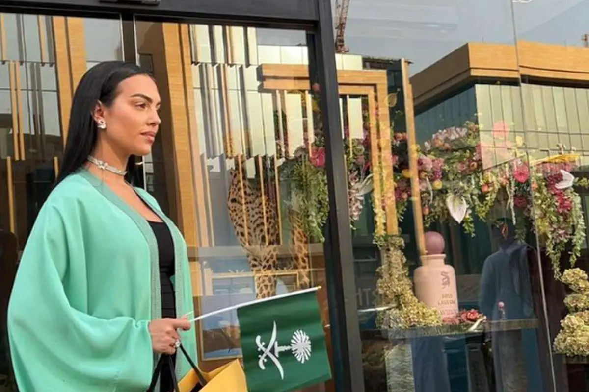 درون زندگی همسران و شرکای زندگی فوتبالیست‌های خارجی در عربستان سعودی