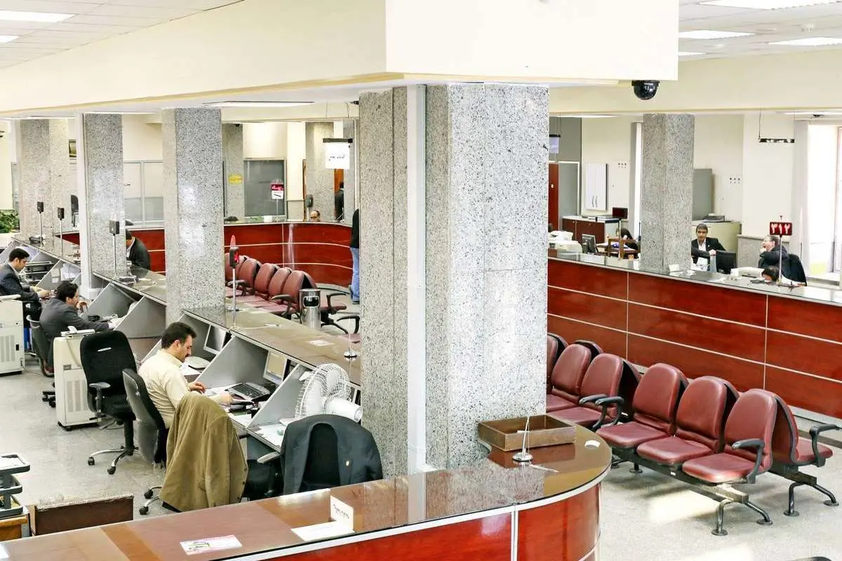 ۶ میلیارد بدهید؛ ۳۰۰ میلیون وام بدهیم