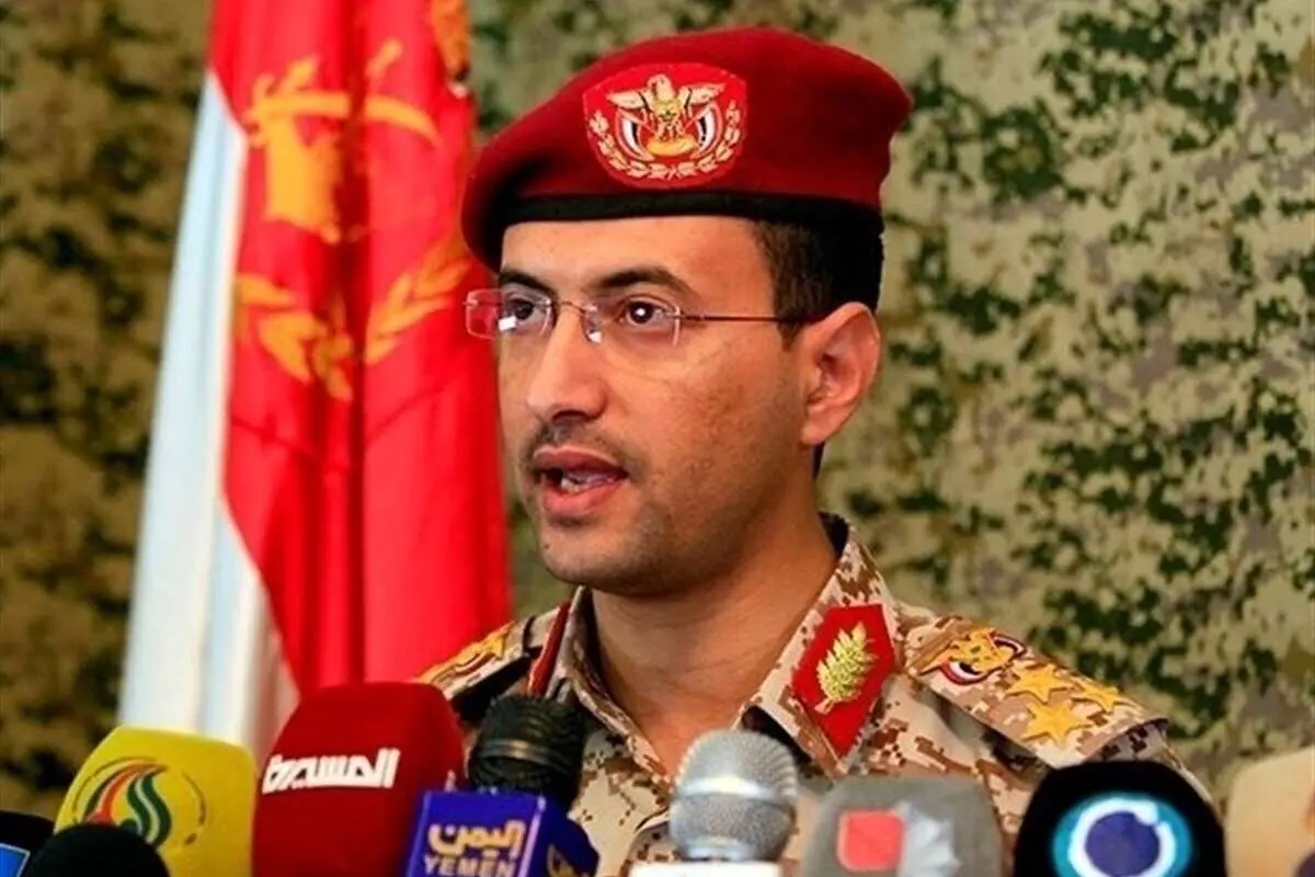 سخنگوی ارتش یمن: یک کشتی جنگی ارتش آمریکا را در خلیج عدن هدف قرار دادیم