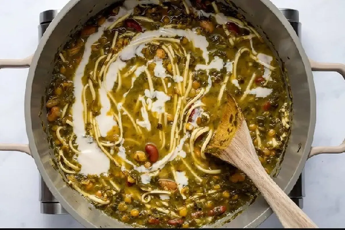 طرز تهیه آش رشته ساده و سریع مرحله به مرحله