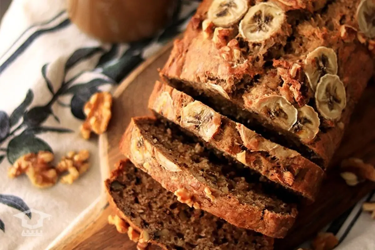 کیک رژیمی خوشمزه بدون آرد، روغن و شکر 