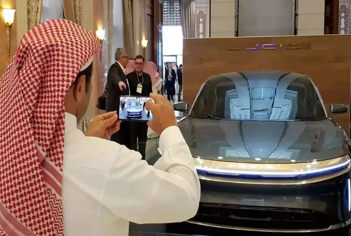 (عکس) سریعترین خودروی برقی جهان در ناوگان امنیتی عربستان