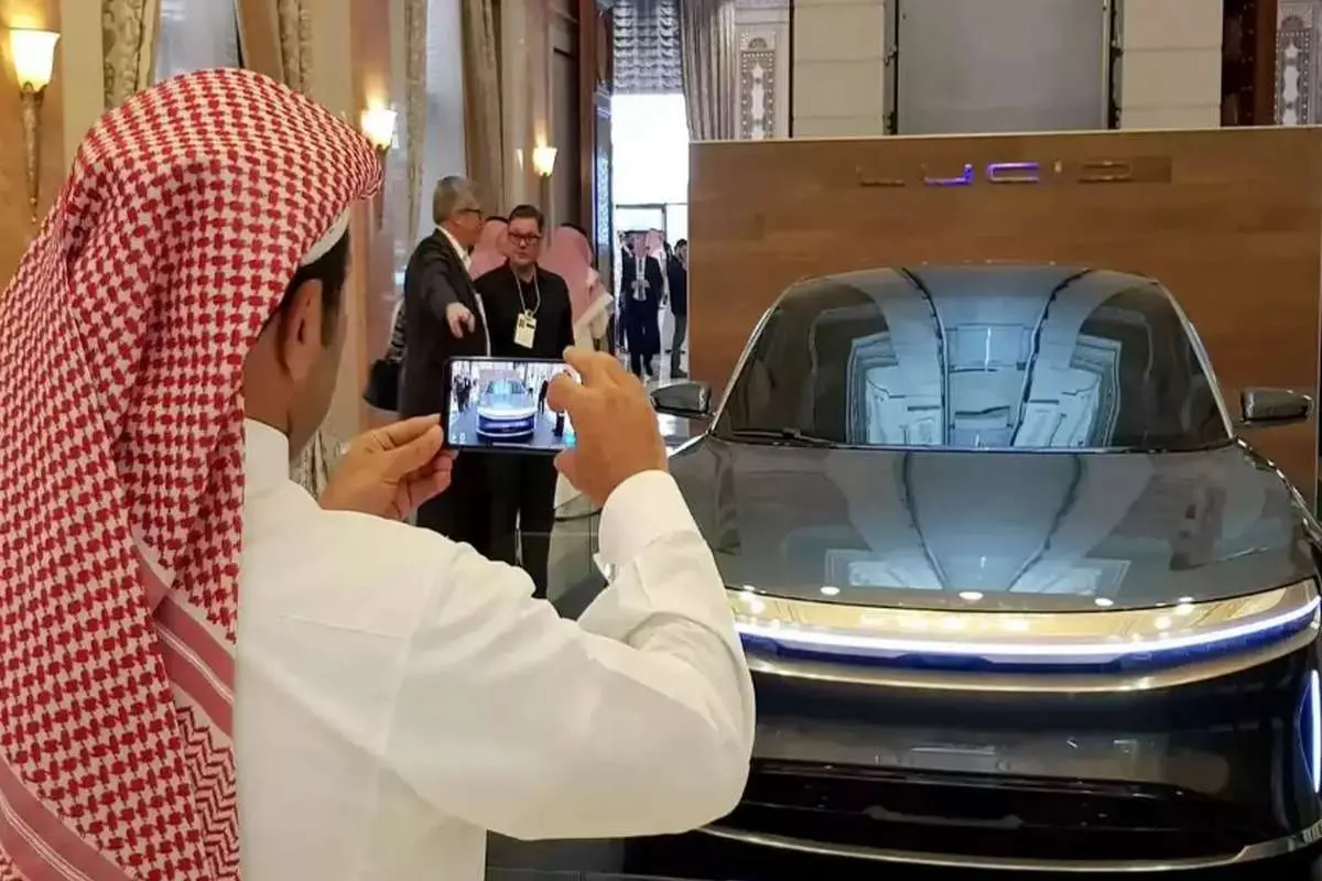 (عکس) سریعترین خودروی برقی جهان در ناوگان امنیتی عربستان
