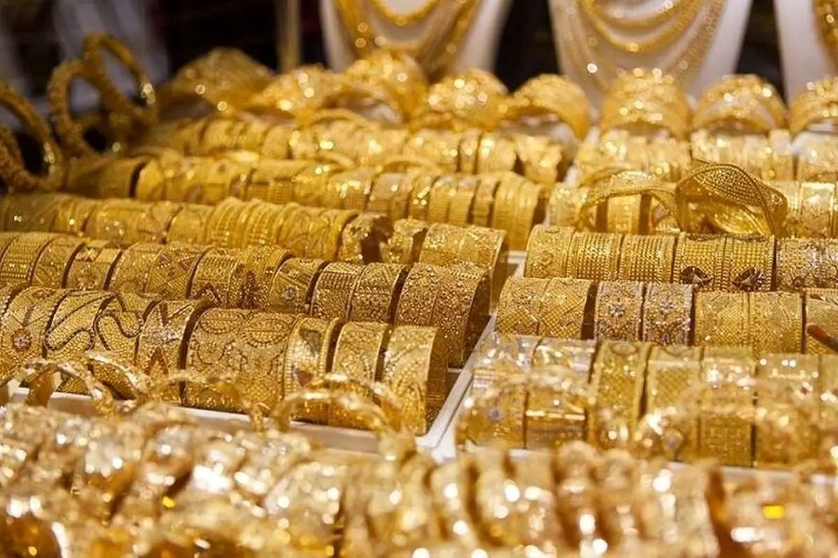 جزئیات مسدود شدن حساب ۴۰۰ طلا فروش از زبان وزیر اقتصاد