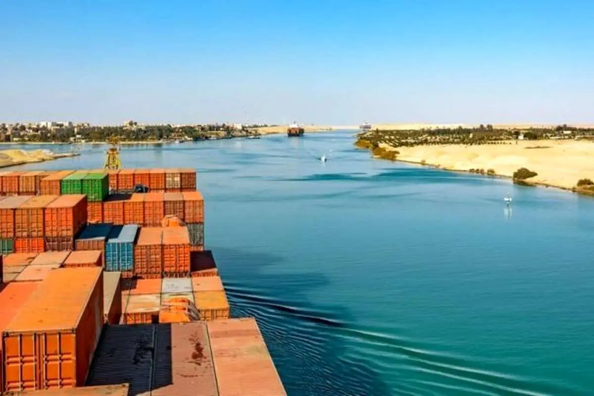 تجارت جهانی با اختلال در کانال سوئز سقوط میکند؟