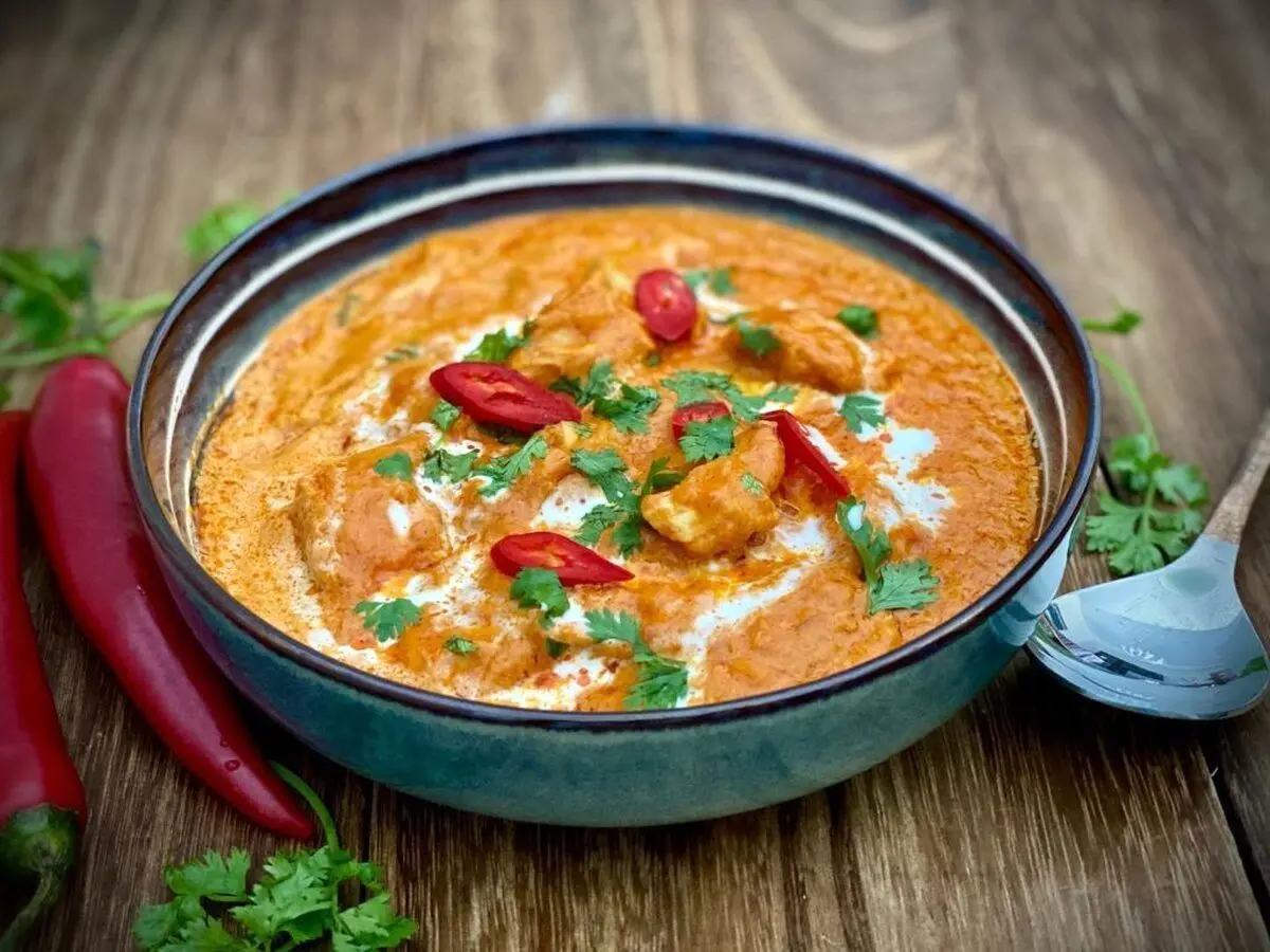 طرز تهیه باترچیکن، محبوب‌ترین غذای هندی