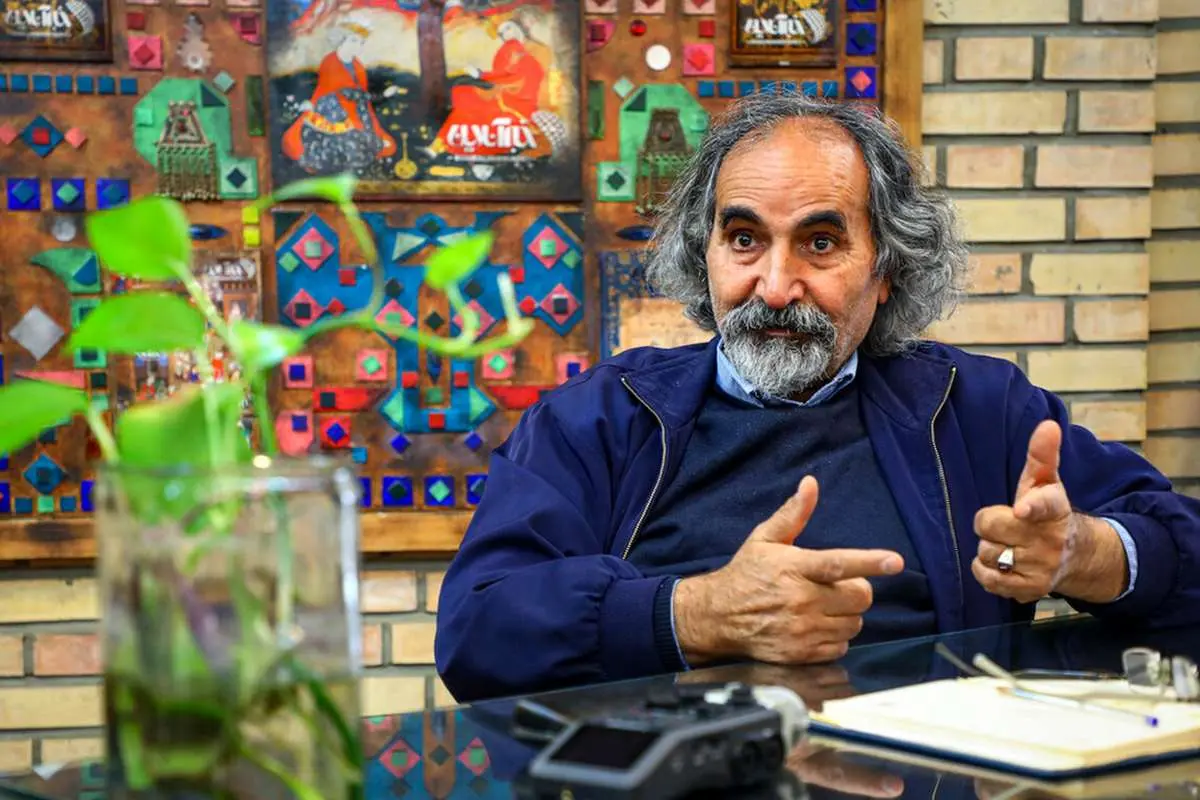 آزاد ارمکی: نباید برای فروپاشی یا جنگ جدید اراده کنیم