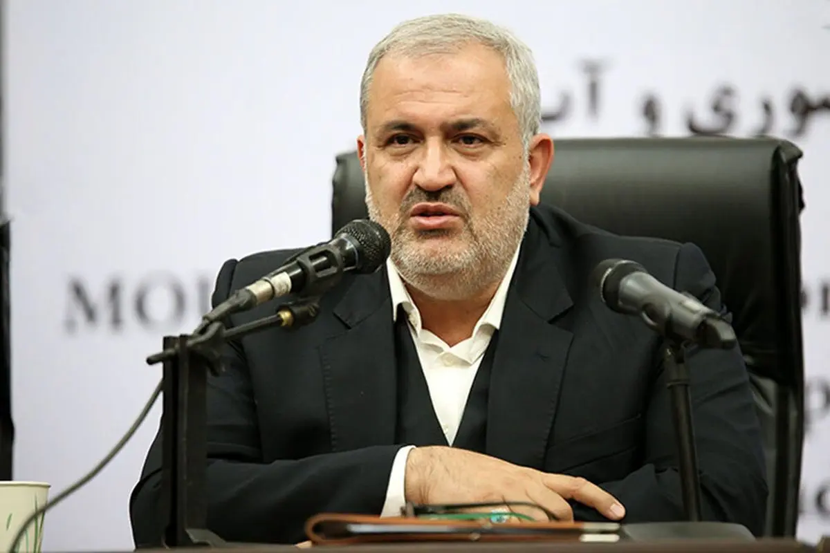 وزیر صمت: باید به‌سمتی برویم که افراد خودشان خودرو وارد کنند