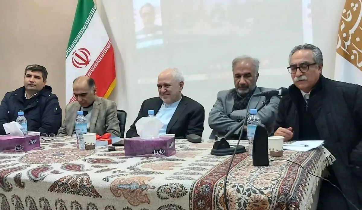 ظریف: مرحوم هاشمی می‌گفت موشک خوب است اما پاسخ همه مشکلات نیست