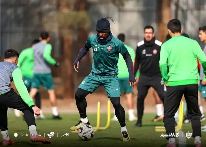 اوریه در پرسپولیس می‌ماند؟!