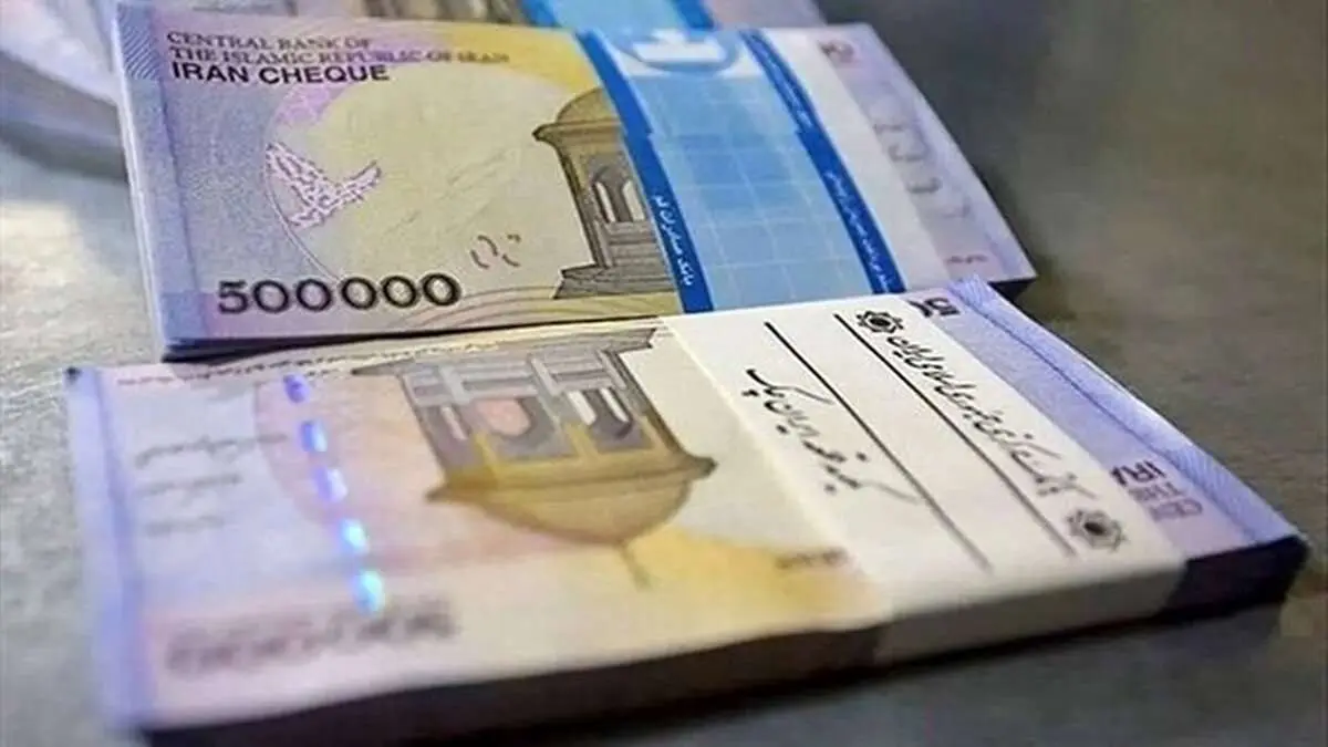 مجوز پاداش آخر سال کارمندان و بازنشستگان دولتی ابلاغ شد