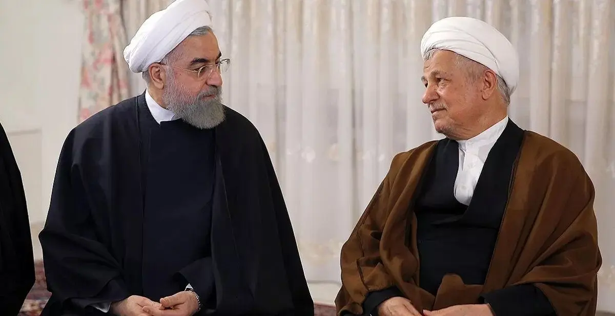 تصویری قدیمی از روحانی و هاشمی در مناطق جنگی