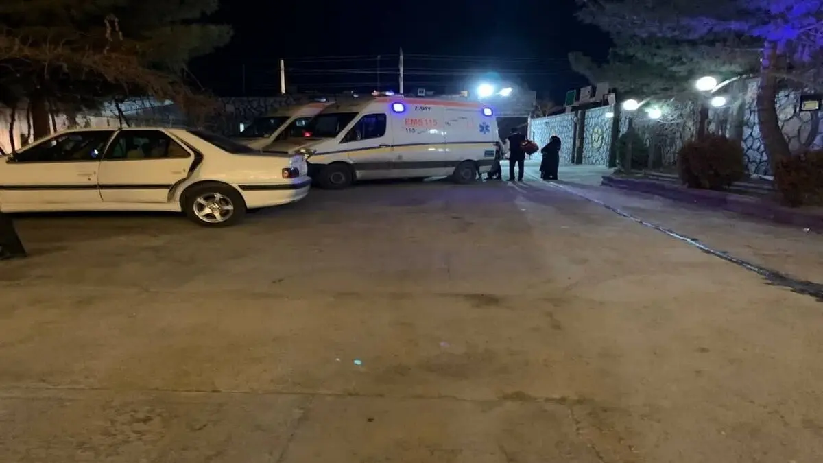 مسمومیت ۴۰ نفر در یک تالار‌ عروسی