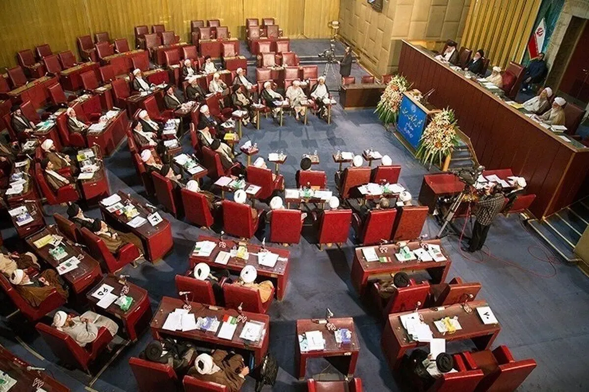 نمایندگان مجلس خبرگان چقدر حقوق می‌گیرند؟