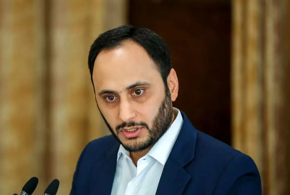(ویدئو) گَرگَر سواری سخنگوی دولت