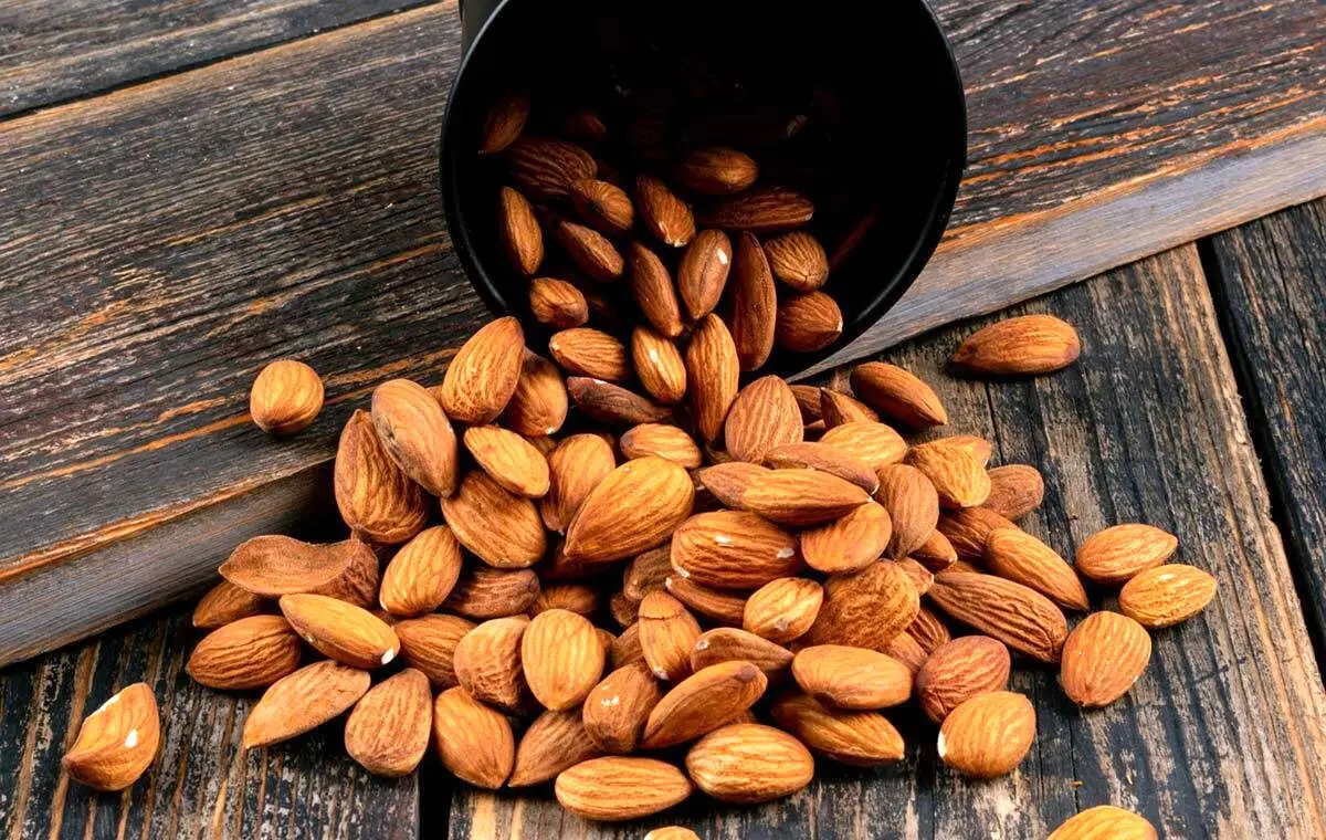 معرفی خواص انواع بادام و فواید آن‌ها برای بدن