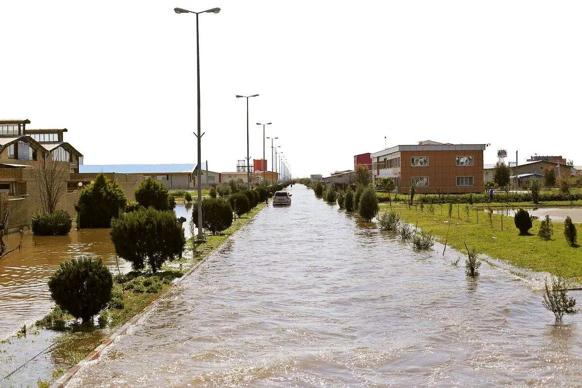 سیل در راه مازندران؛ اعلام وضعیت آمادهباش در ۲۲ شهرستان