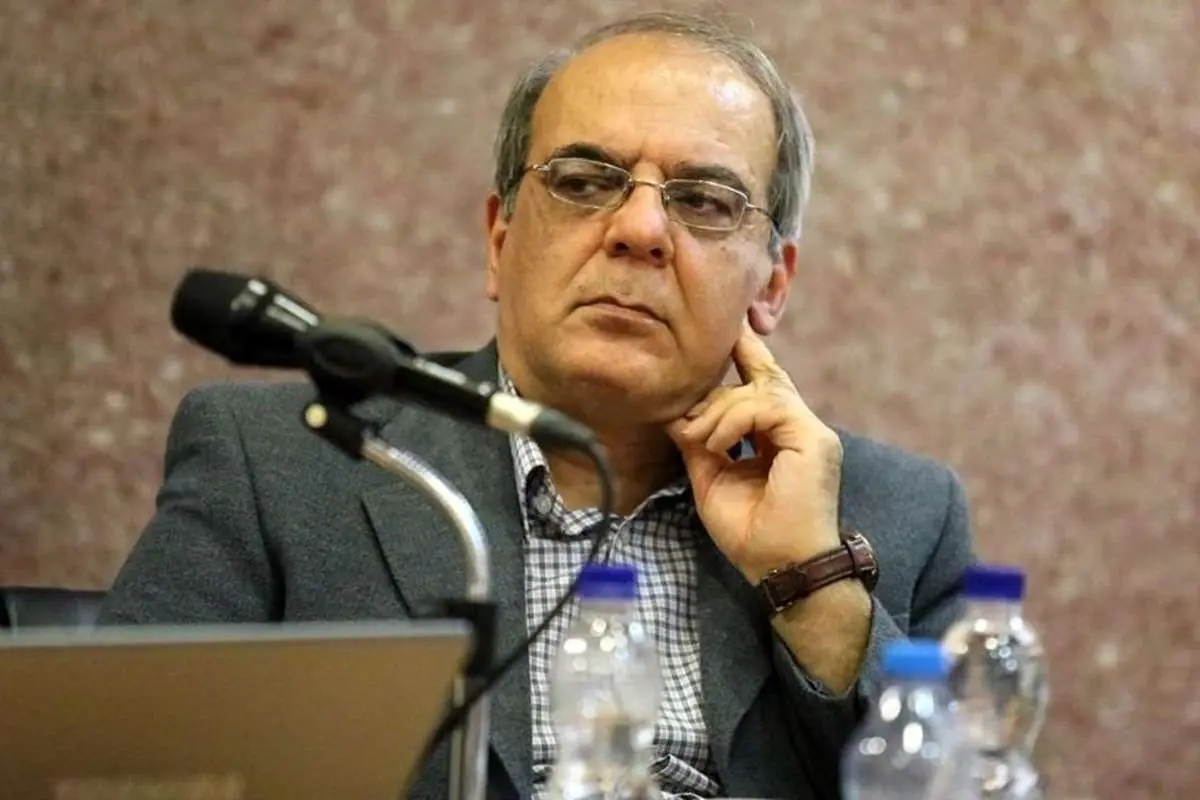 نتیجه عبدی از بیانیه ۱۱۰ نفر: اقایان استصوابی را ثابت قدم میکند