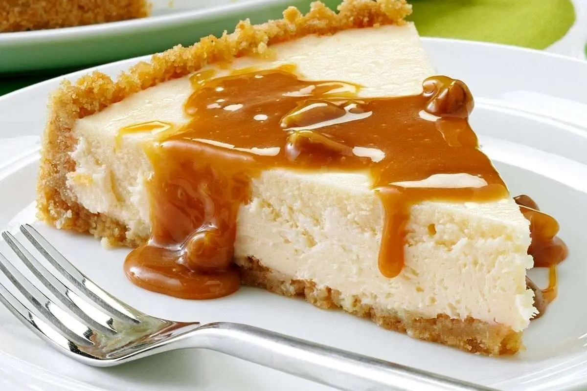 طرز تهیه چیز کیک دُلسه دِلِچه، خوشمزهترین چیز کیک کافی شاپی
