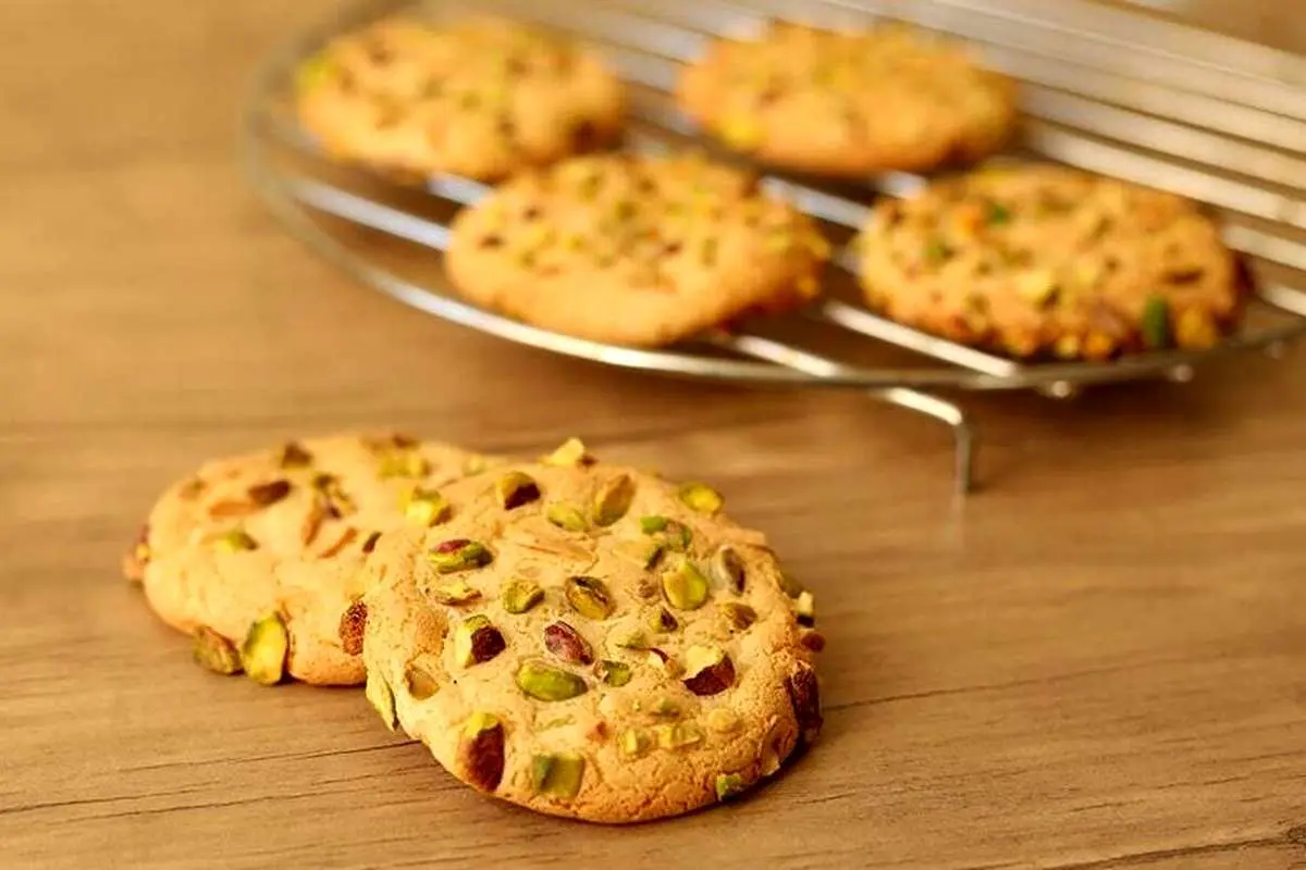 شیرینی قرابیه؛ ساده و مجلسی برای عید