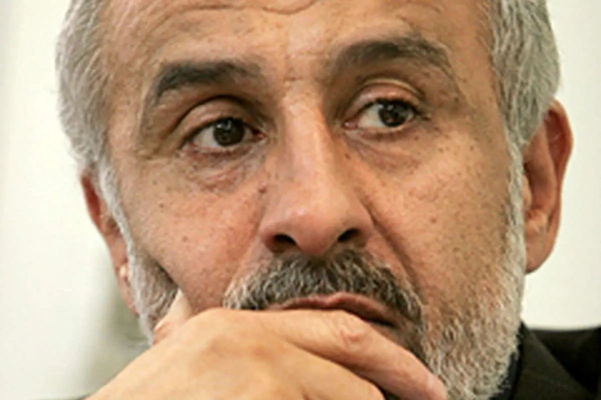 معاون اول احمدینژاد رئیس باند فساد فاطمی است