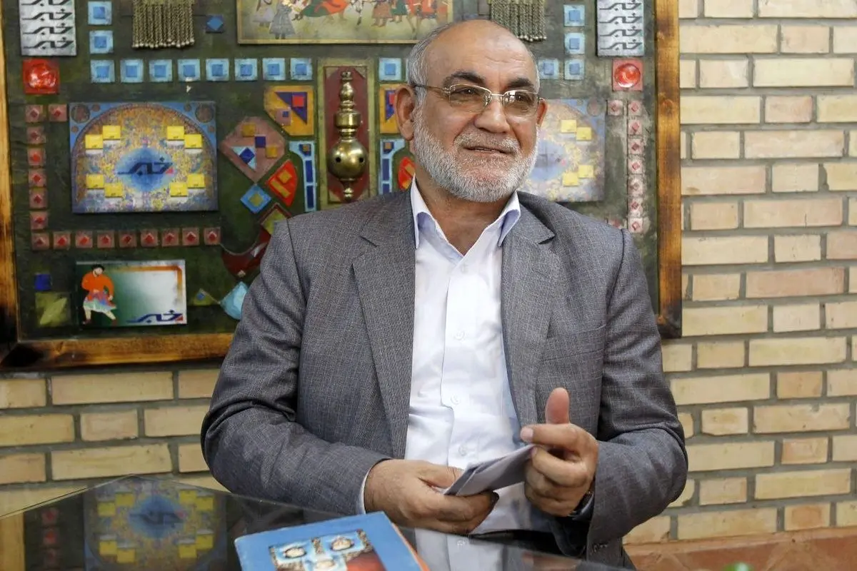 مظفر: قهر نکنید، دندان دشمن تیز می‌شود؛ مسئولیت‌ها شرکت سهامی نیستند