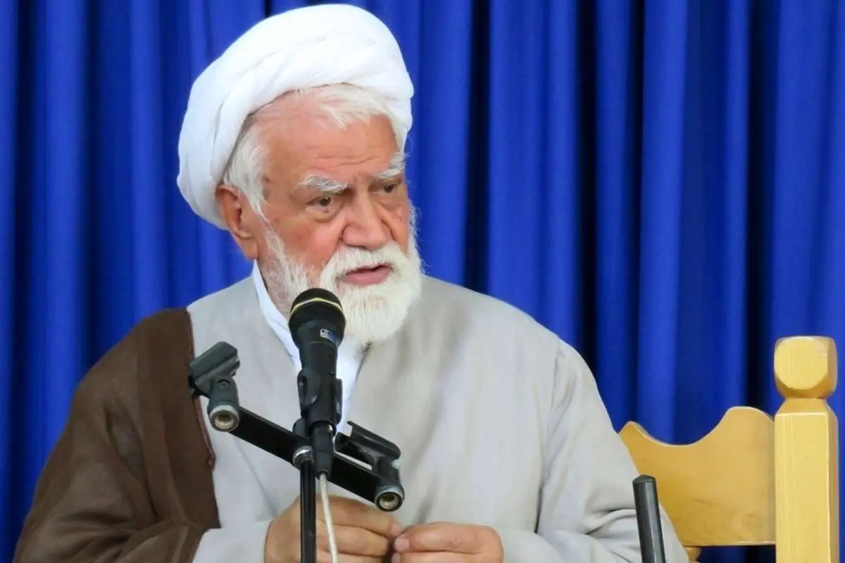 کاندید مجلس خبرگان: هر چیزی کم شود، می‌گویند ریشه‌اش آخوند‌ها هستند