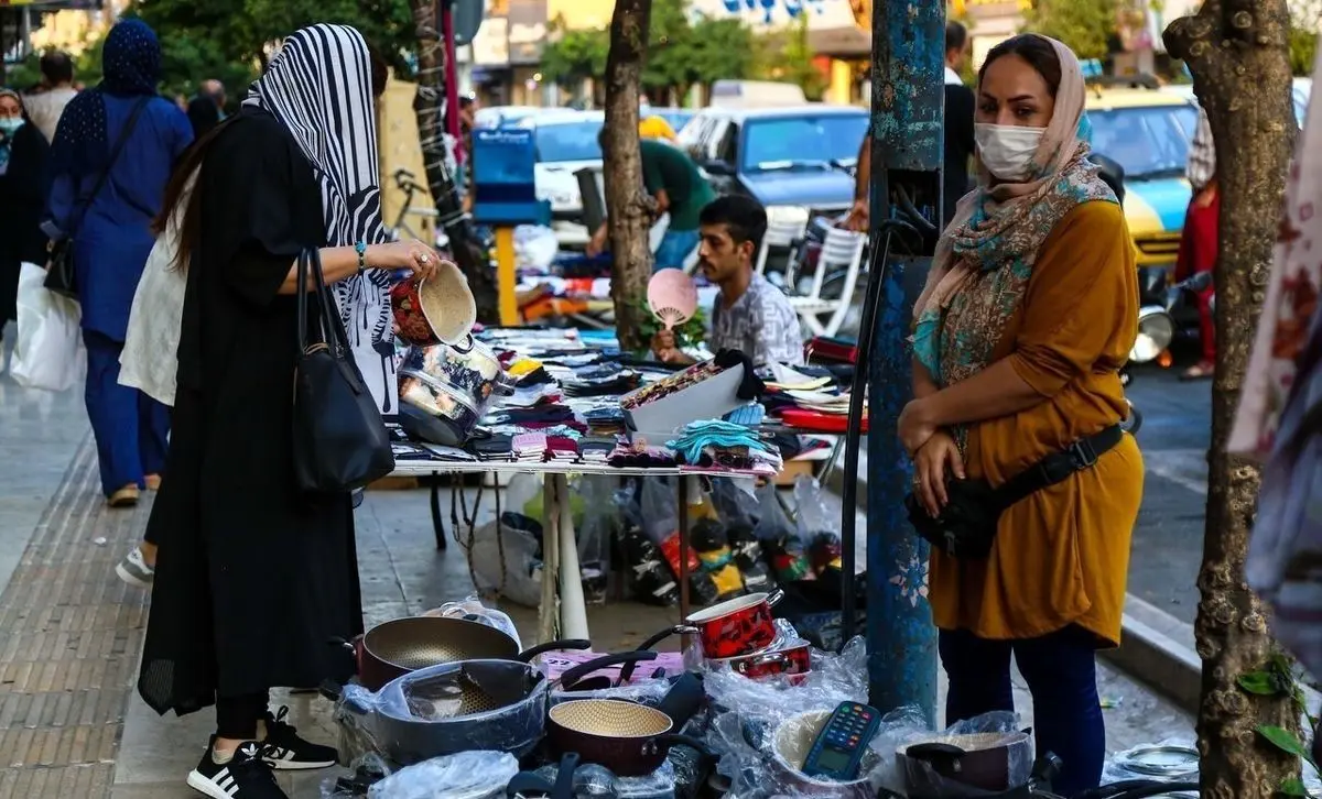 گزارش تکان‌دهنده از افزایش دستفروشی و مالیات از دستفروشان