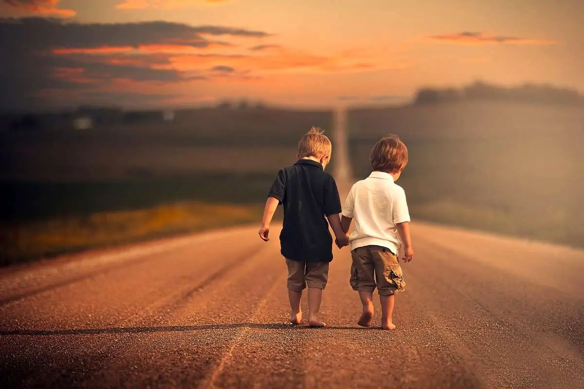 تفال به حافظ سه شنبه ۱ اسفند ۱۴۰۲؛ بخت از دهان دوست نشانم نمیدهد...