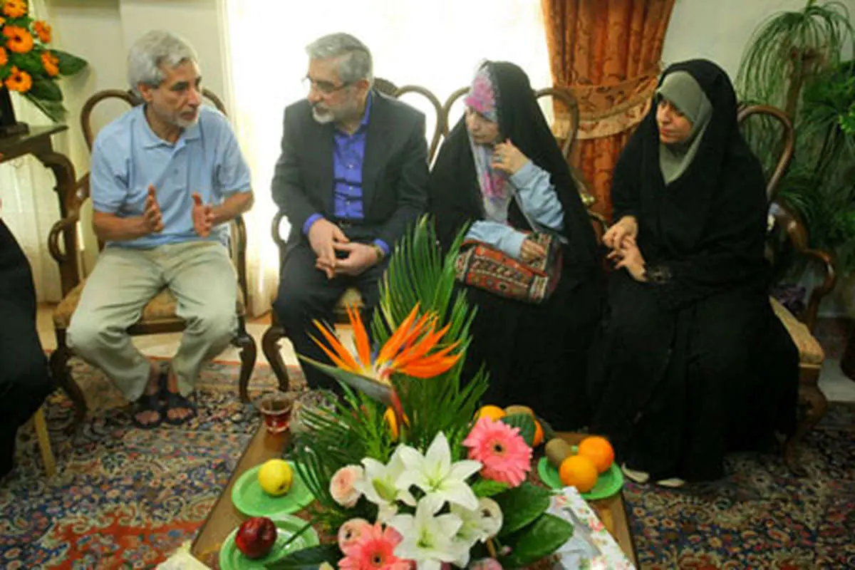 عکس> دیدار موسوی و رهنورد با عرب سرخی