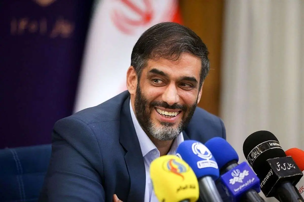 وکلایی را انتخاب کردیم که در ۴ سال هیچ قانونی به نفع مستضعفان تصویب نکردهاند