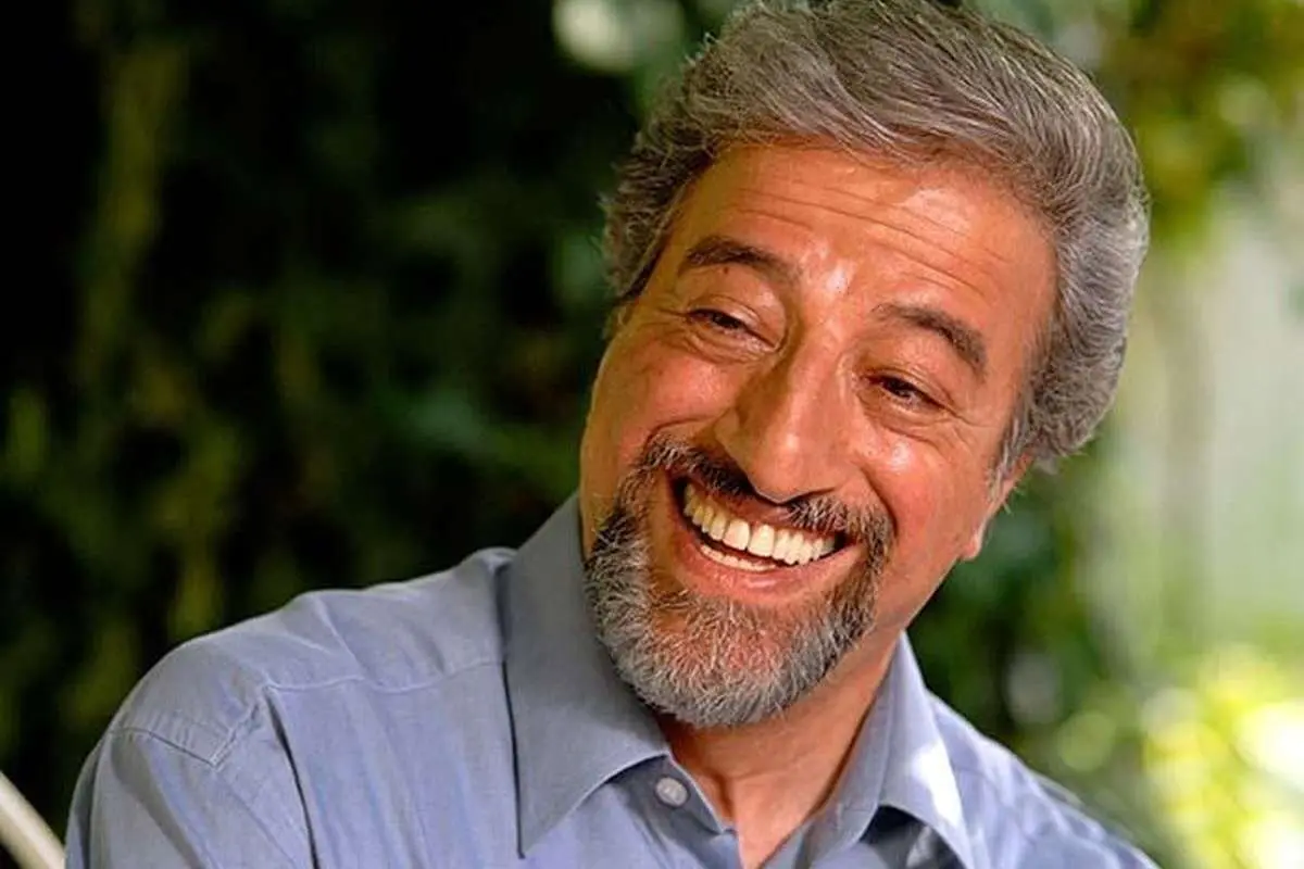 (تصویر) ۲۰ سال پیش همین روزها؛ مجری با مارمولک آمد!
