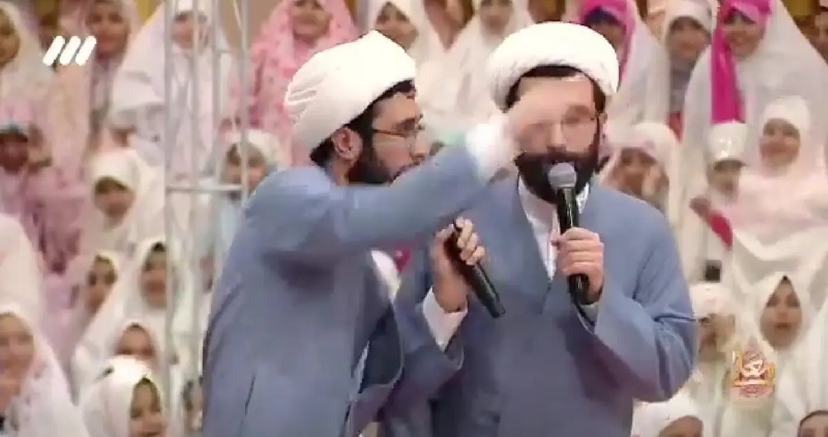 (ویدئو) جو عجیب دو طلبه در جشن تکلیف دختران در حسینیه معلی