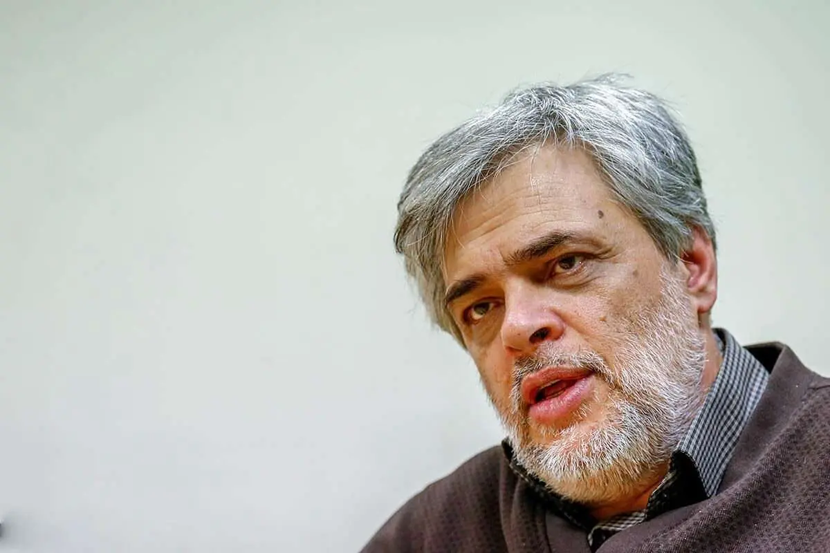 (ویدئو) روایت محمد مهاجری از حجاببانهای مترو: از ساعت ۱۶ تا ۱۹ بیحجابی حرام است