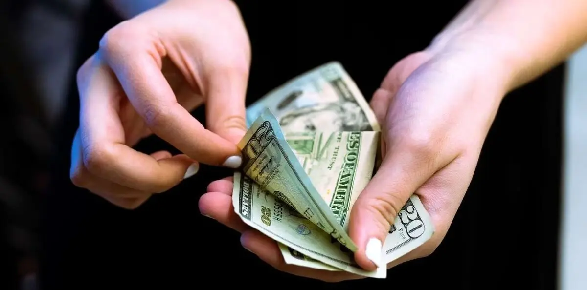 ۵ روش هوشمندانه برای پس انداز بیشتر