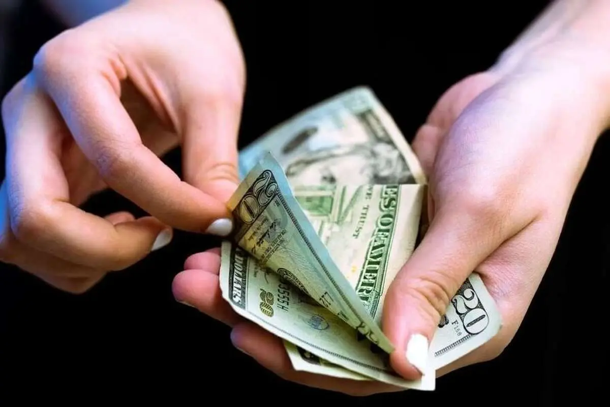 ۵ روش هوشمندانه برای پس انداز بیشتر
