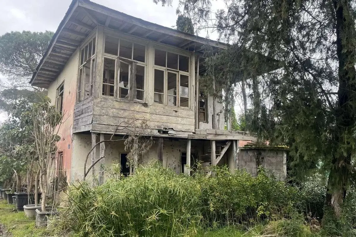 پرونده ثبت ملی باغ هشت هکتاری رامسر به کجا رسید؟