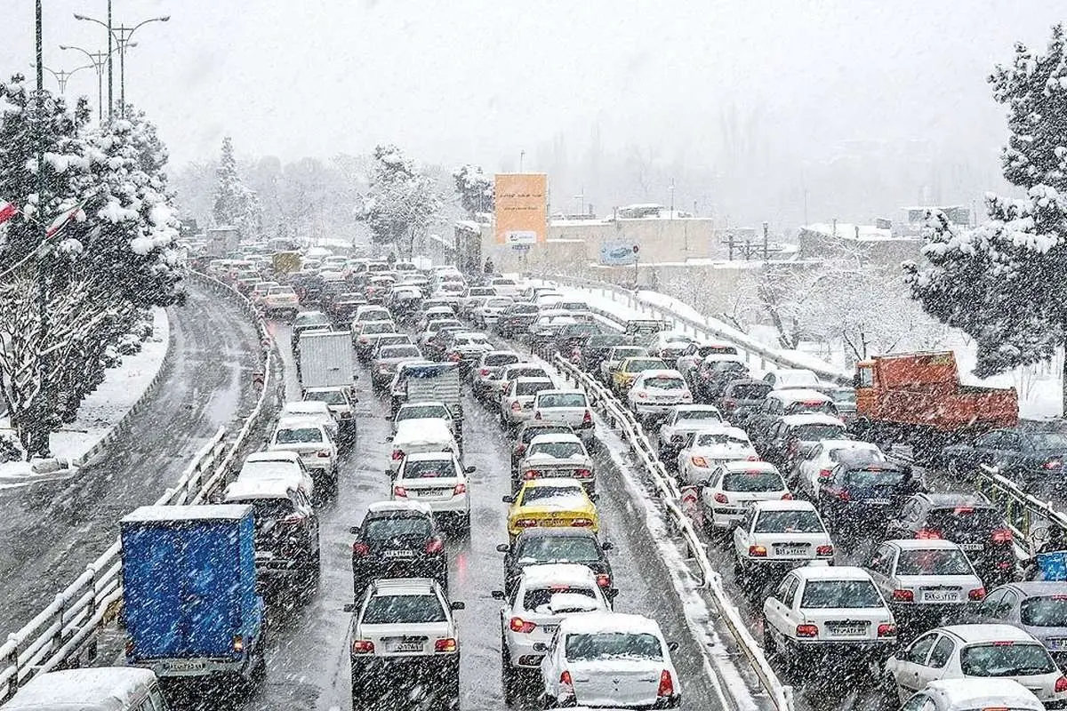 تأخیر در آغاز به کار ادارات استان تهران تکذیب شد