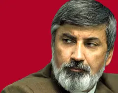 غرب با جنگ رسانه‌ای هیئت مذاکره کننده ایران را منفعل کرد